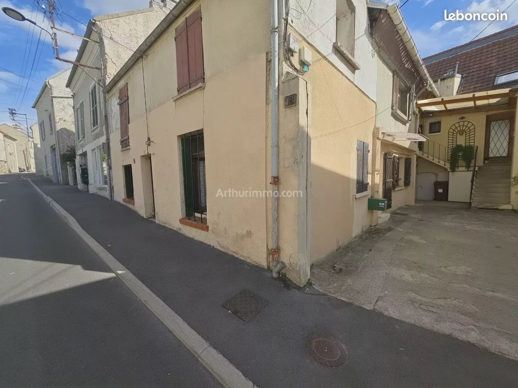 Appartement 2 pièces 54 m² · à Thorigny-sur-Marne · 54 m² · 106 000 €