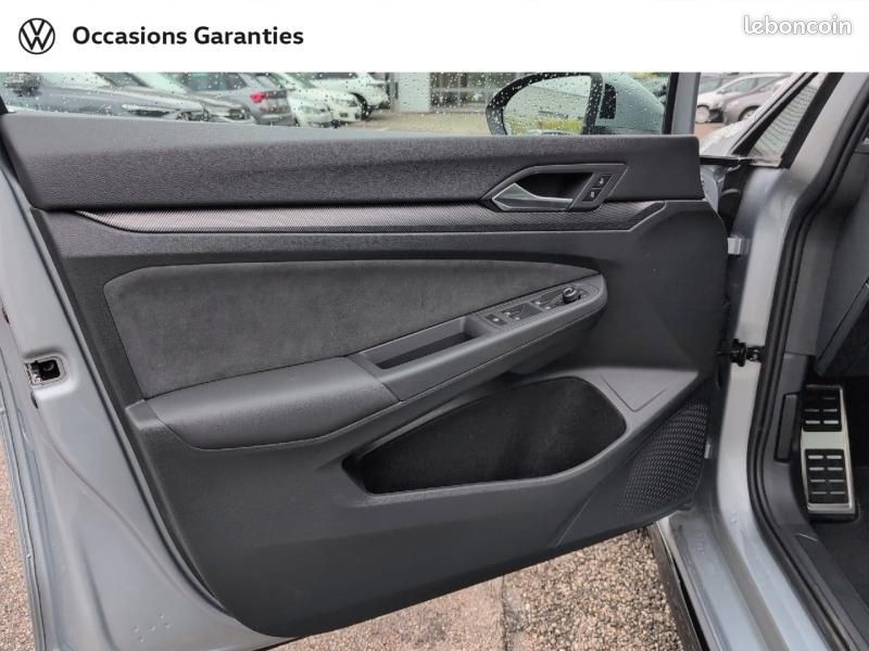 Volkswagen Golf 1.5 eTSI EVO2 150ch R-Line Edition DSG7 (image 20)