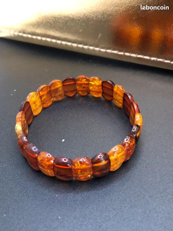 Bracelet (image 1)