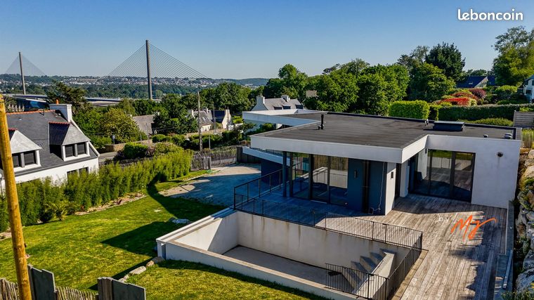 Villa 6 pièces 189 m²