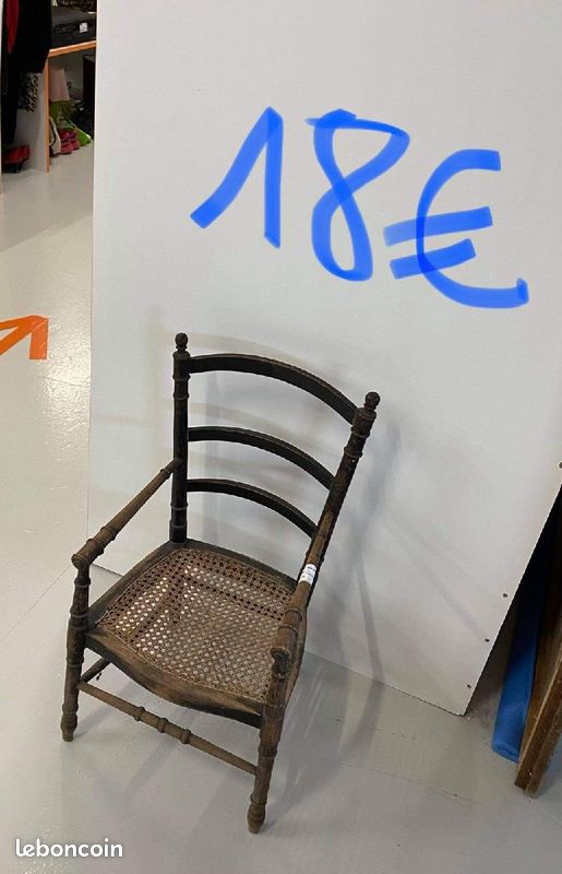 Fauteuil bois ancien (image 1)