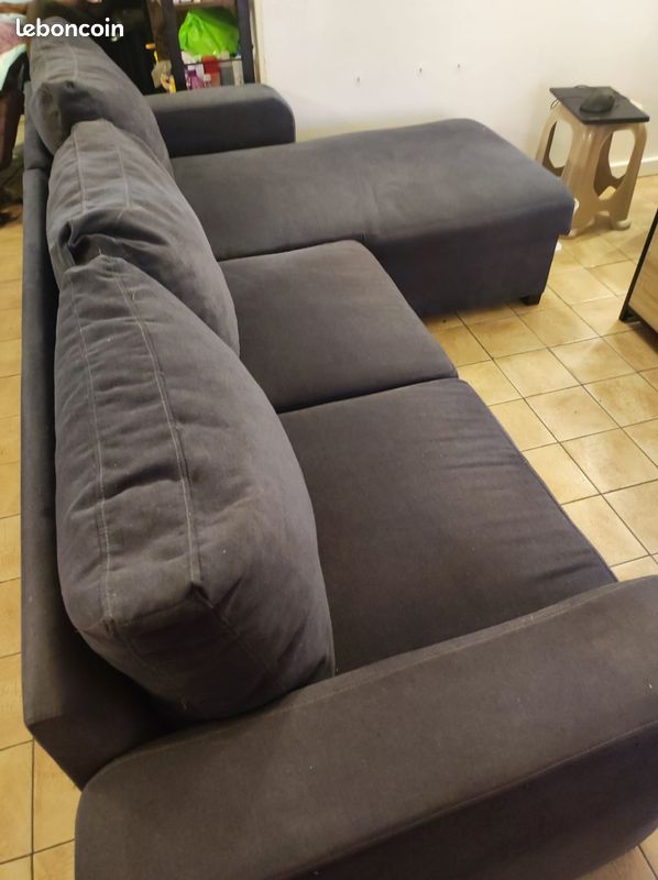 Un canapé convertible, lit en en fer grand lit et petit matelas (image 3)