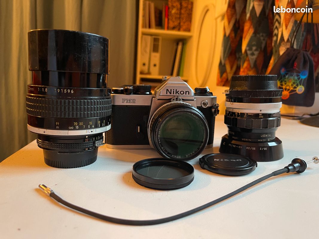 At Auction: Dans Sac, Boitier Nikon FM Chromé Avec Objectif Ni 1065 C 3a9951dc84