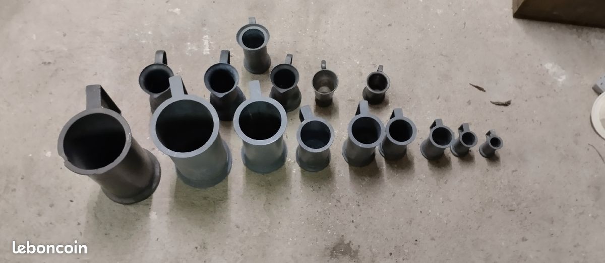 Ensemble de 15 pots mesure en étain - 12 petits et 3 grands (image 5)