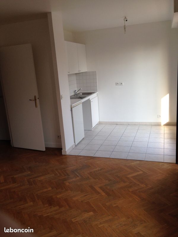 Appartement 1 pièce 27 m² · à Enghien-les-Bains · 27 m² · 900 €/mois