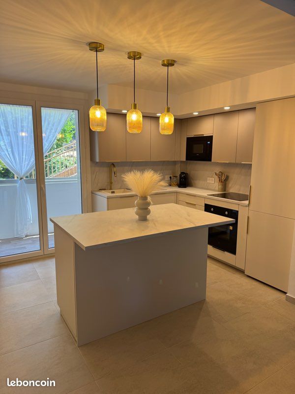 Appartement 3 pièces 63 m² · à Hyères · 63 m² · 1 200 €