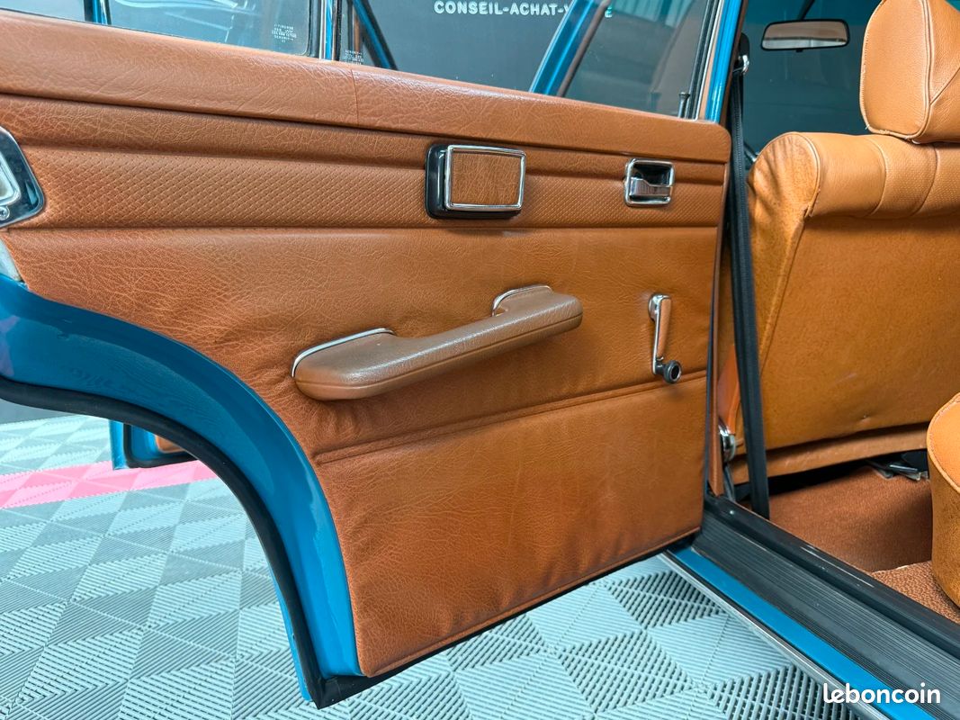 MERCEDES 230 TYPE W114 120ch BVM 5 2.3 (image 21)