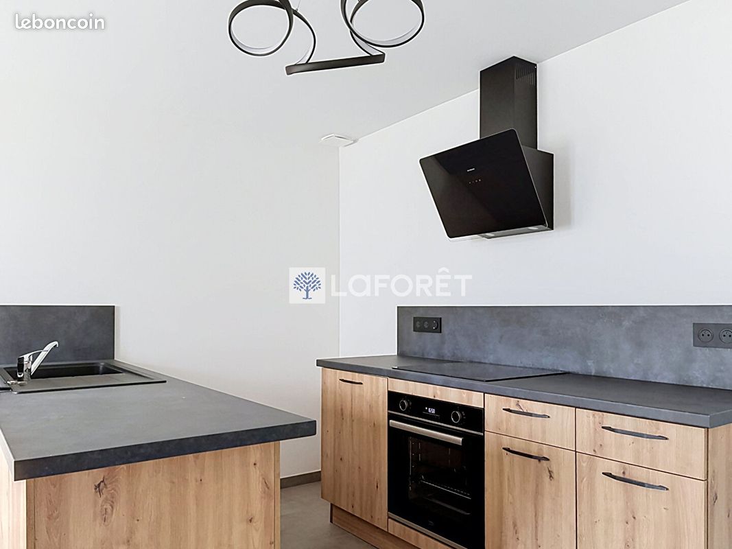 Maison 5 pièces 97 m² · à Thouars · 97 m² · 930 €/mois
