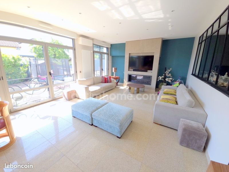 Maison 7 pièces 276 m² (image 4)