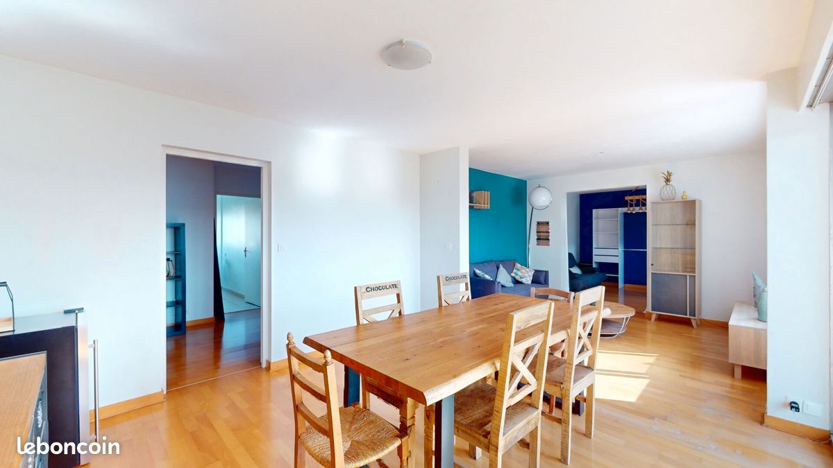 Appartement 5 pièces 111 m² · à Besançon · 111 m² · 210 000 €