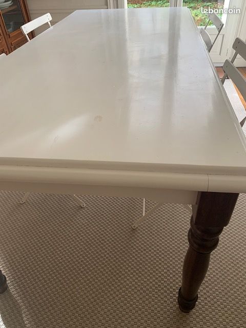 Table de salle à manger (image 4)