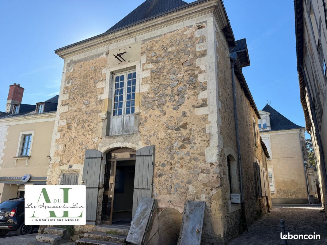 Maison 9 pièces 130 m² · à Baugé-en-Anjou · 130 m² · 85 600 €