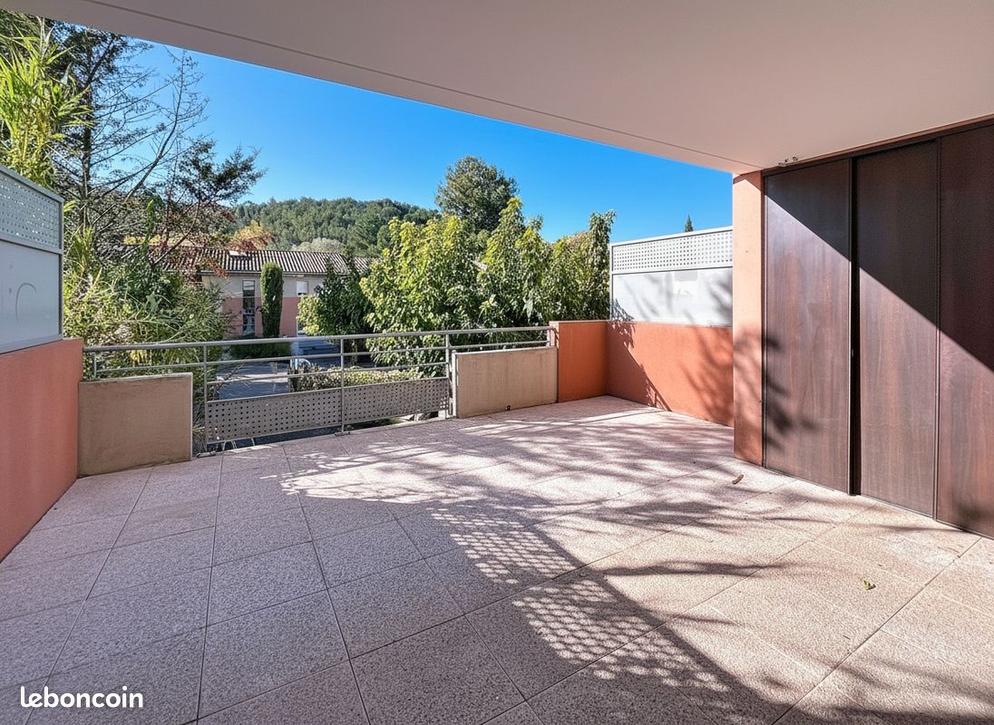 Appartement 3 pièces 68 m² · à Aix-en-Provence · 68 m² · 320 000 €