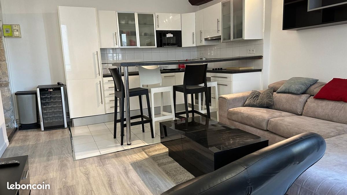 Appartement 2 pièces 47 m² · à Charenton-le-Pont · 47 m² · 1 299 €/mois