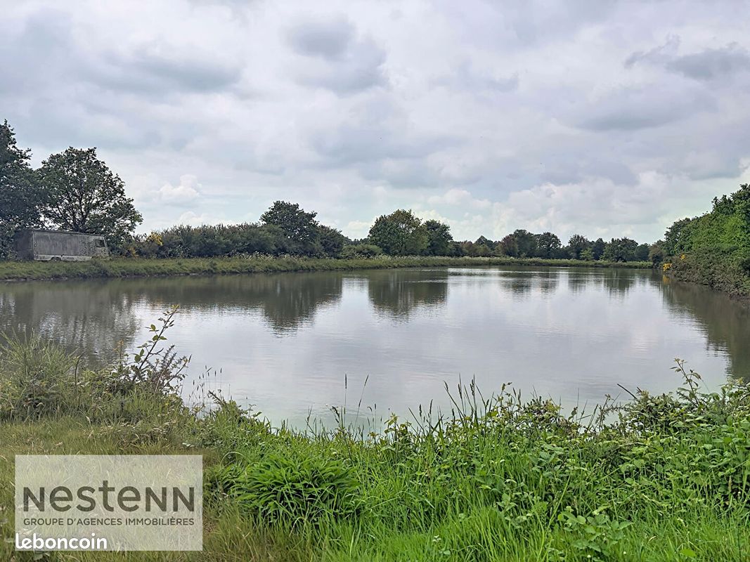 Terrain 10880 m² · à Grand'Landes · 35 000 €