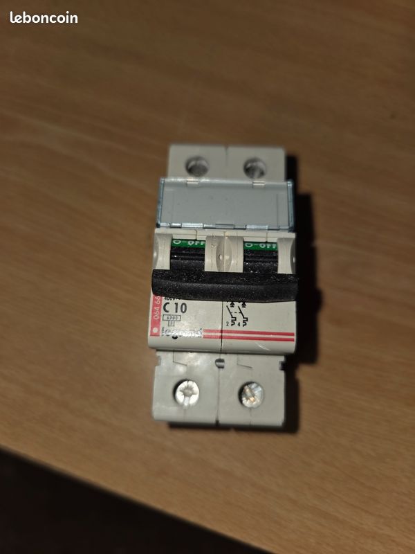 Disjoncteur Legrand (image 2)