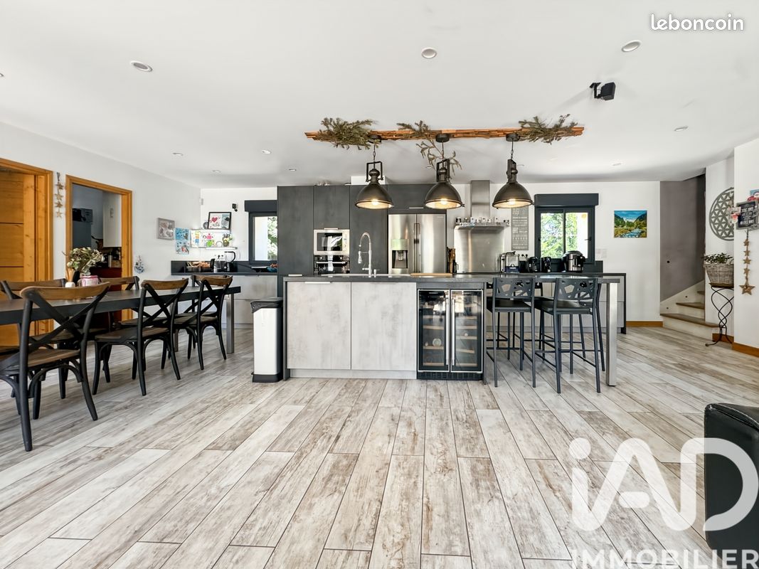 Mas 12 pièces 370 m² (image 7)