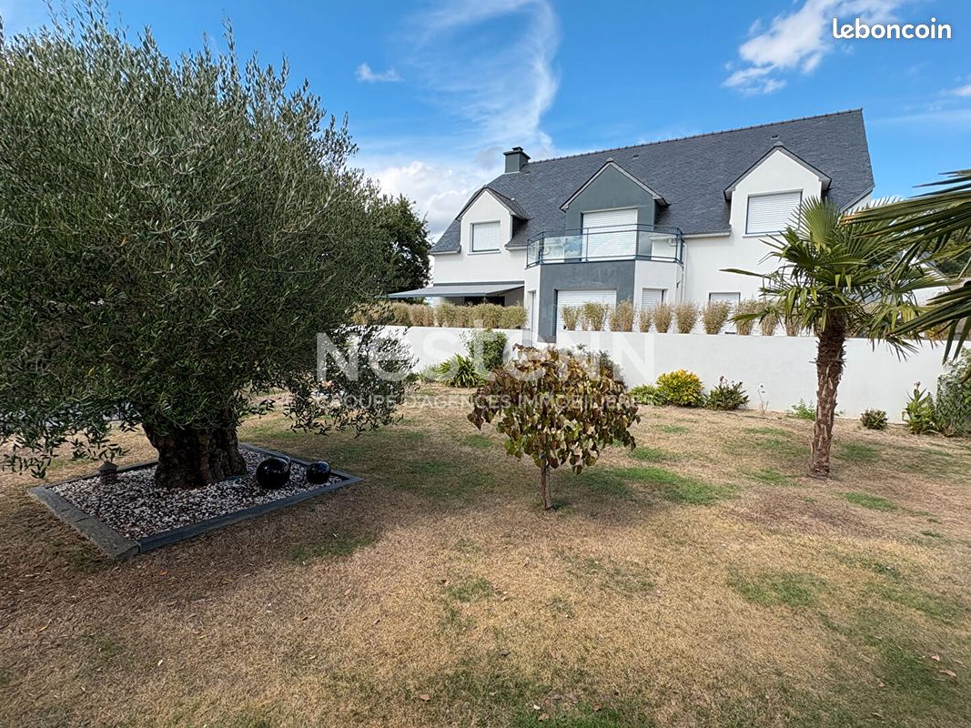 Maison 8 pièces 210 m² · à Malansac · 210 m² · 561 600 €