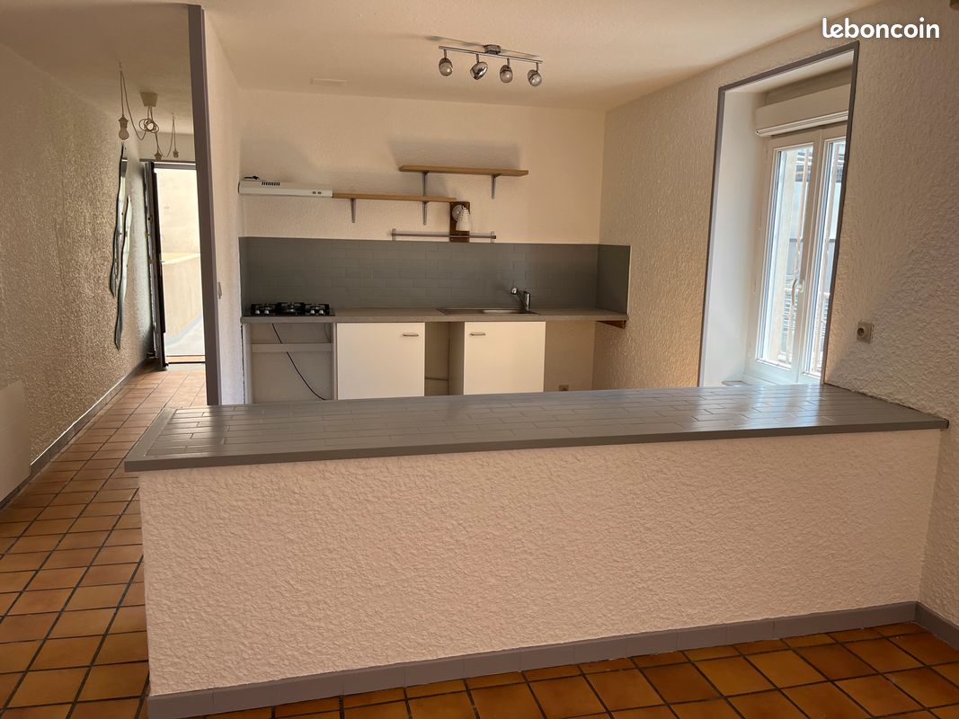Appartement a louer montceau-les-mines - 2 pièce(s) - 68 m2 - Surfyn