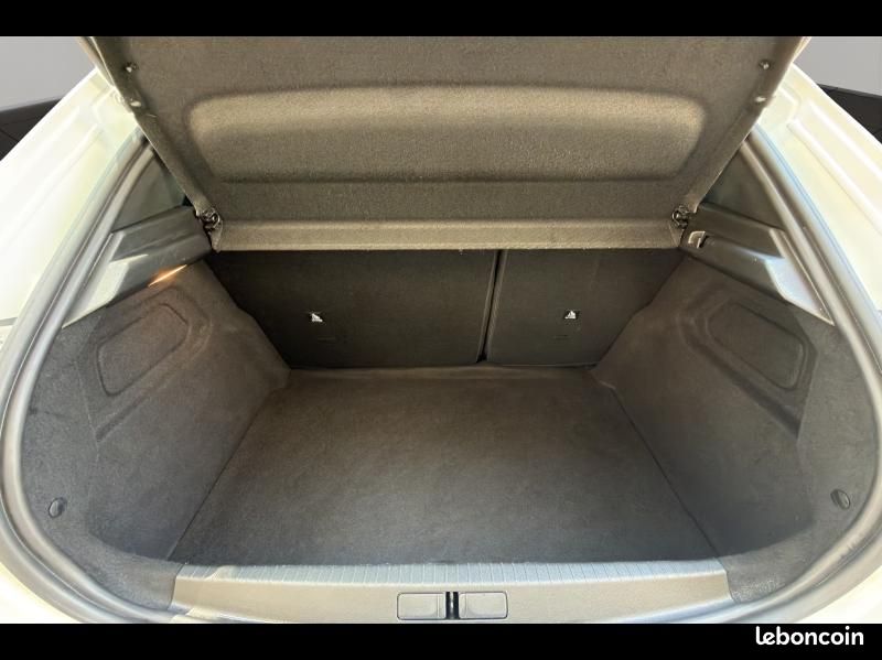 Peugeot 208 1.2 Hybrid 110ch Allure e-DCS6 (image 14)