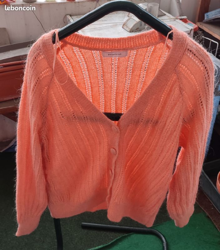 Magnifique gilet en laine d'alpaga couleur corail Neuf taille XL (image 1)