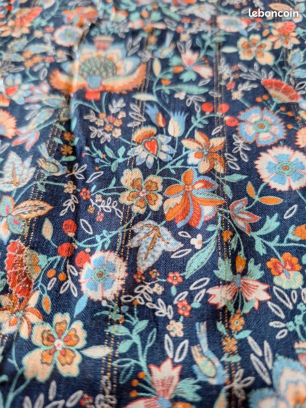 Tissu fluide fleue (image 1)