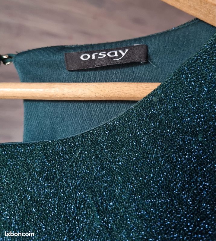 Robe avec petite paillettes (image 3)