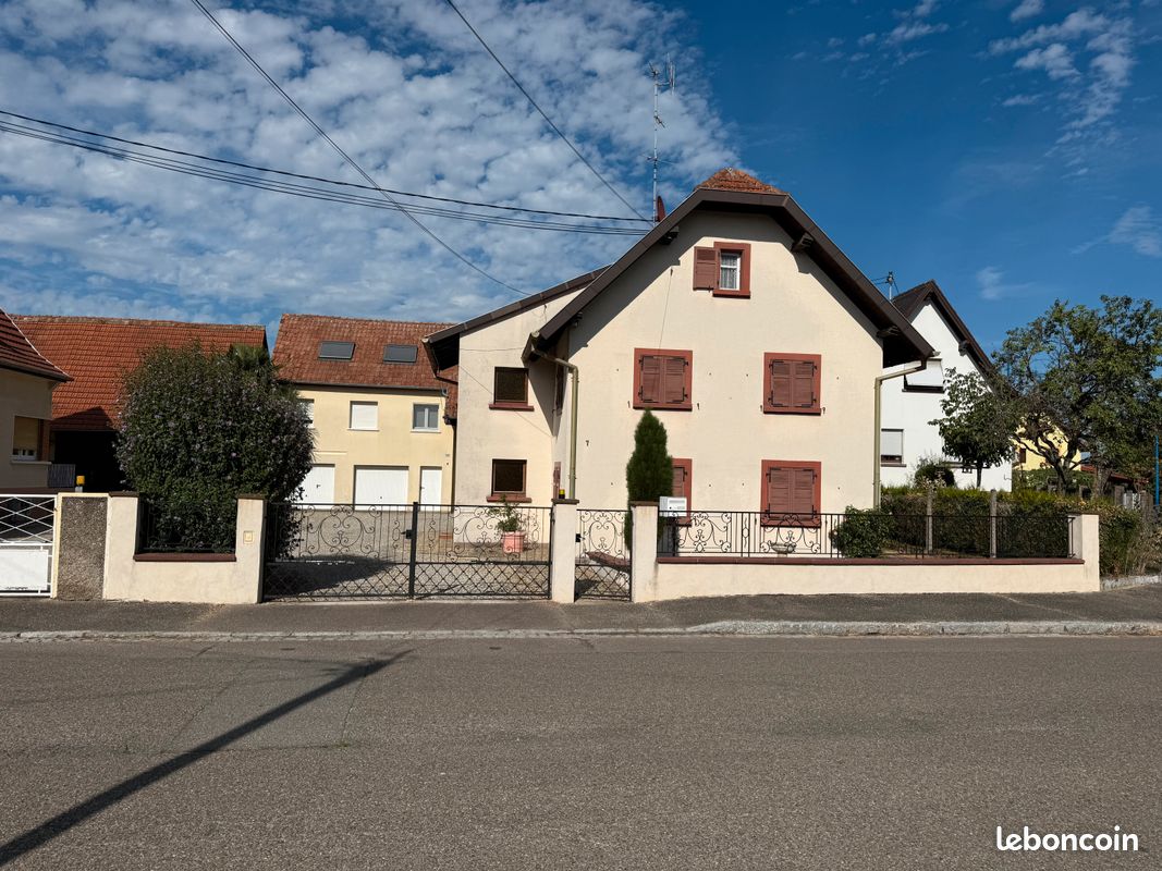 Maison 10 pièces 245 m² · à Gambsheim · 245 m² · 649 000 €