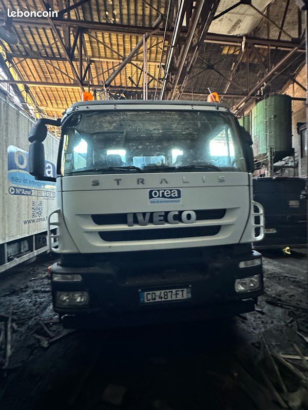 Iveco 360 Stralis amplirol (image 1)