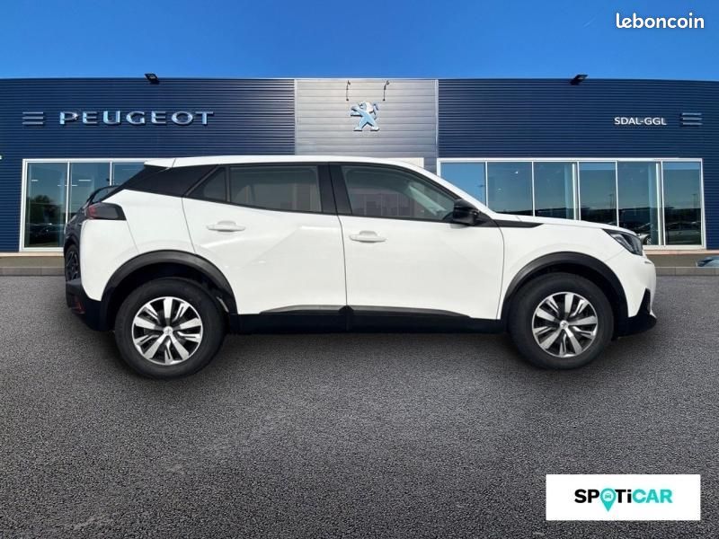 Peugeot 2008 1.5 BlueHDi 110 Active / GPS + CAR PLAY (image 4)