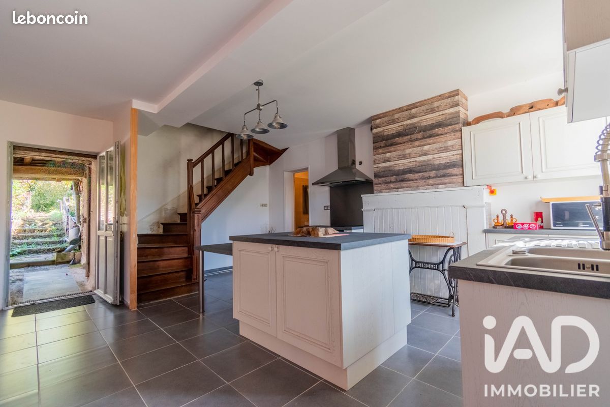 Maison 4 pièces 99 m² · à Gombergean · 99 m² · 130 000 €