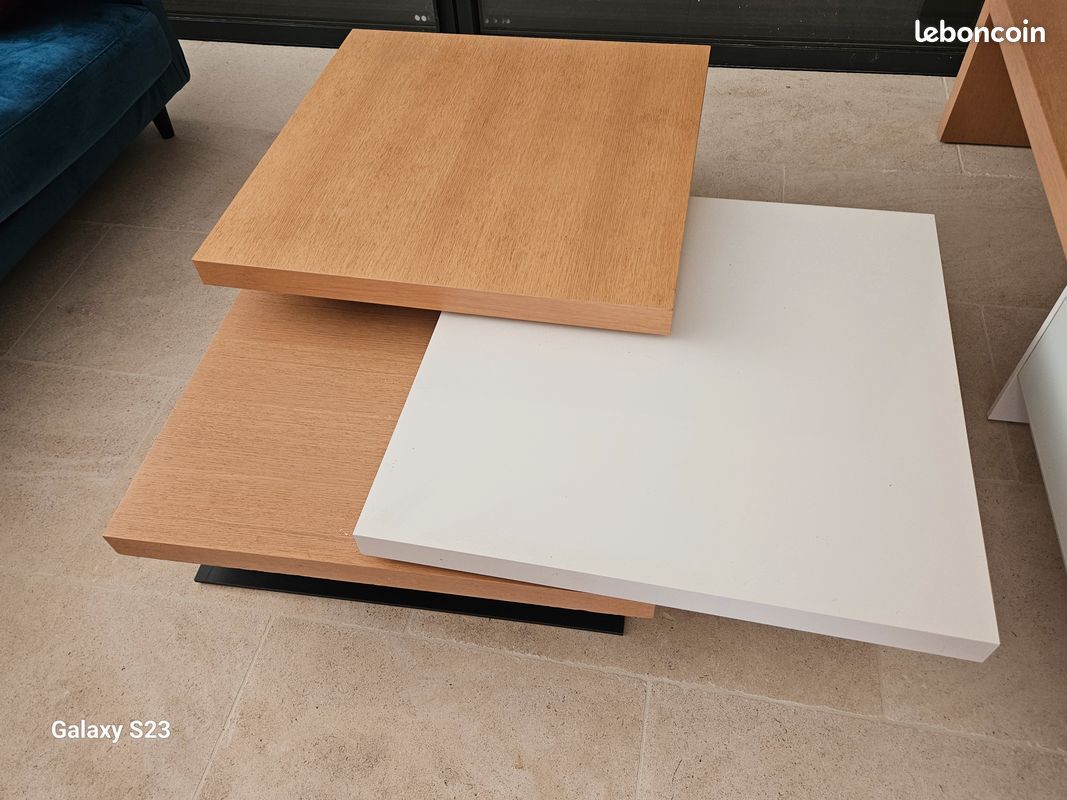 Table basse contemporaine (image 1)