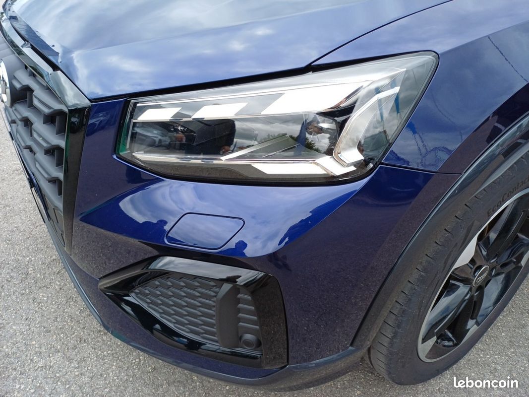AUDI Q2 35 TFSI 150 S tronic 7 Design Luxe (image 23)