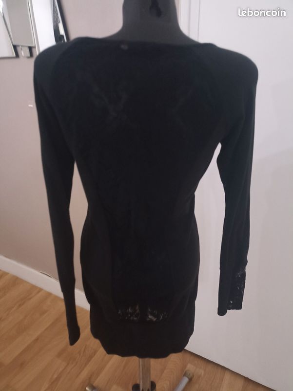 🖤 Robe Noire Élégante – Effet Dentelle & Silhouette Sublimée | Made in Italy (image 5)