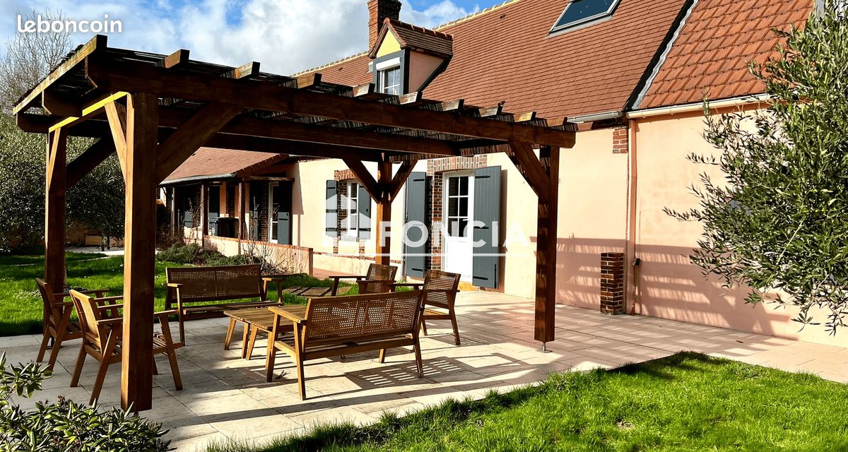 Maison 8 pièces 225 m² · à Mittainvilliers-Vérigny · 225 m² · 369 000 €