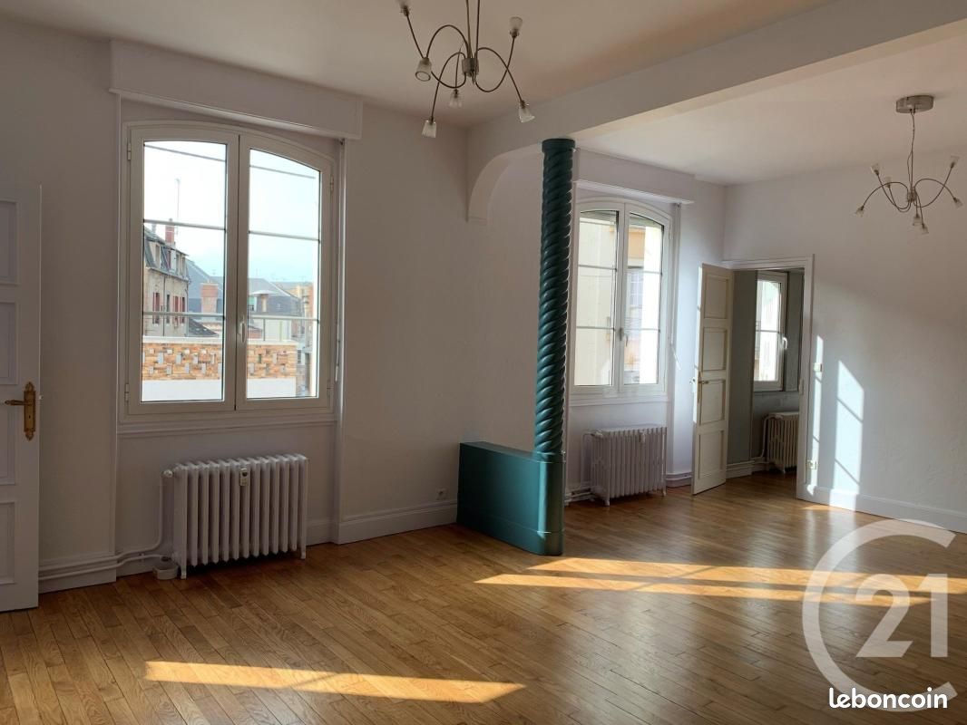 Appartement 3 pièces 75 m² · à Montluçon · 75 m² · 60 000 €