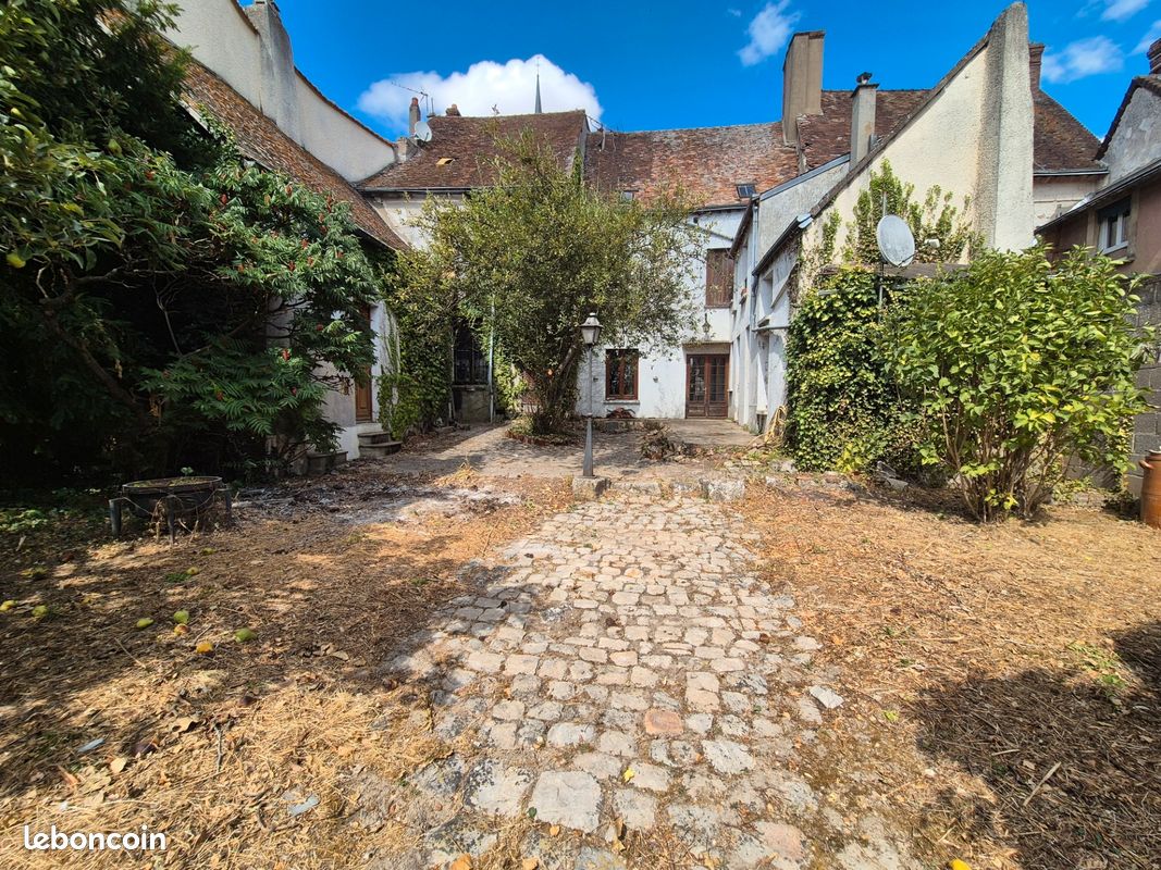 Maison 5 pièces 117 m² · à Gallardon · 117 m² · 179 000 €