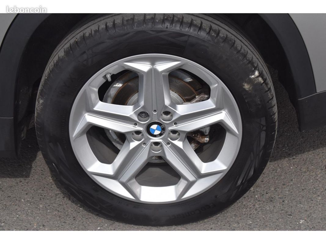 BMW X1 sDrive 20i 170ch DKG7 Business Design (image 28)