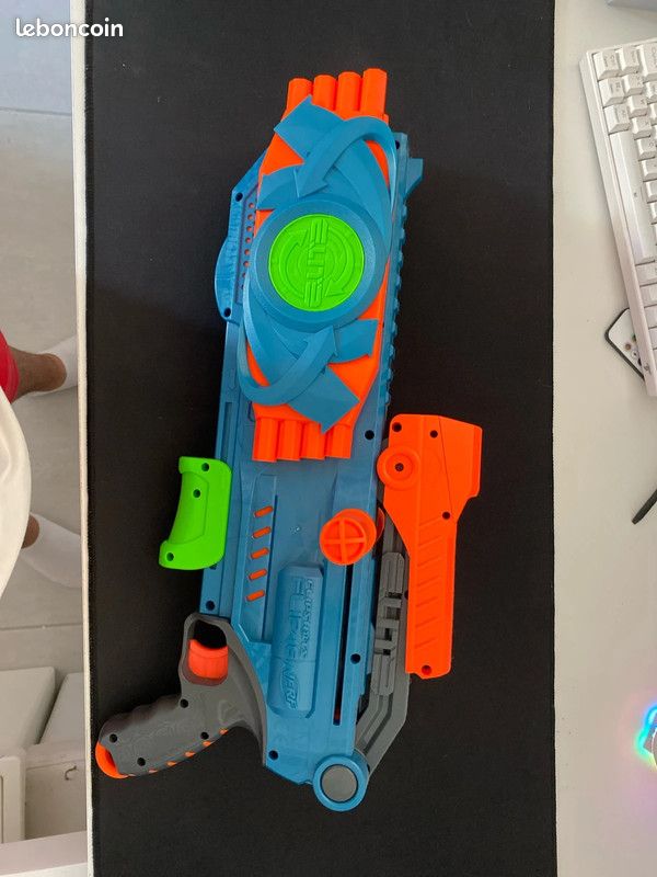 Lot 2 Pistolets NERF (image 3)