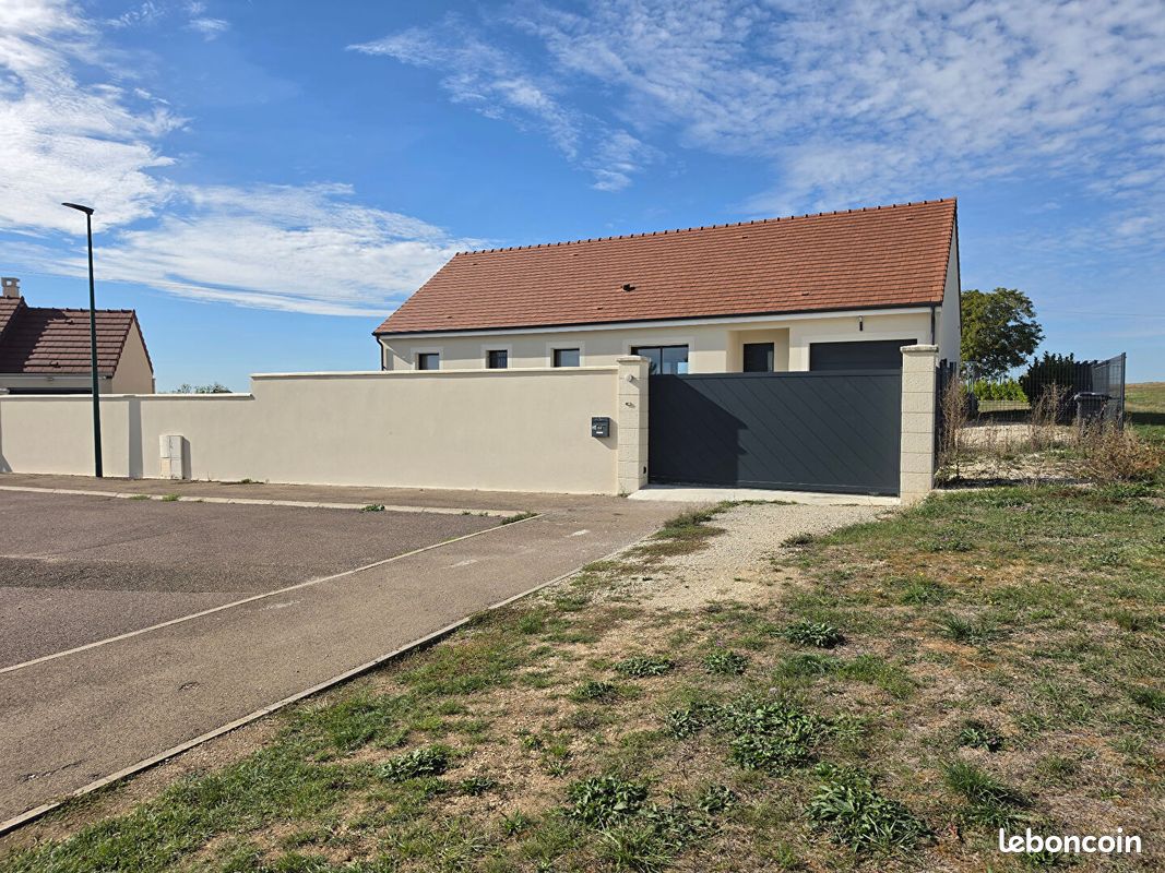 Maison 4 pièces 111 m² · à Brienon-sur-Armançon · 111 m² · 980 €/mois