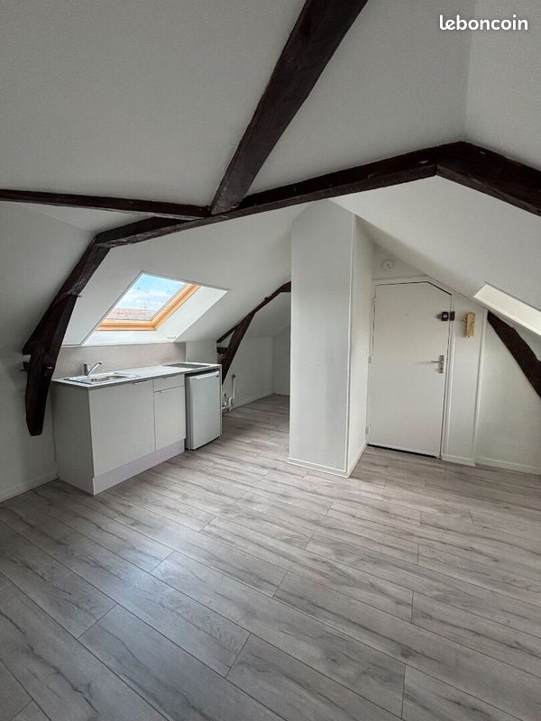 Appartement 1 pièce 12 m² · à Le Vaudreuil · 12 m² · 440 €/mois