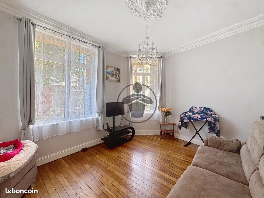 Maison 7 pièces 164 m² · à Saint-Quentin · 164 m² · 199 900 €