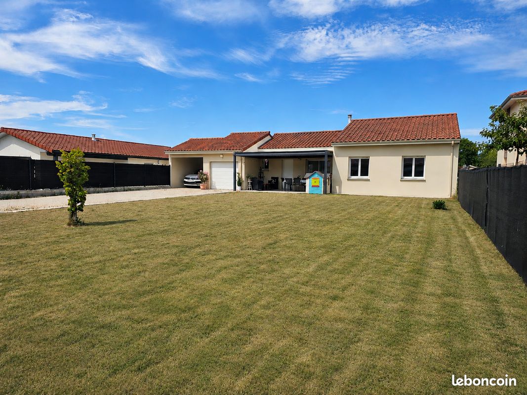 Maison 5 pièces 98 m² · à Fillière · 98 m² · 299 000 €