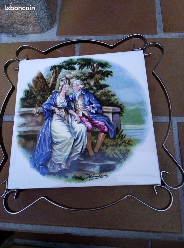 Dessous De Plat Ancien Métal Blanc Brillant – Trivette Vintage (BE)