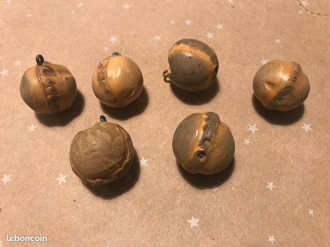 Lot De 6 Boutons Vintage Prune épais à Pied - Réf. 1549, Occasion, Origine France