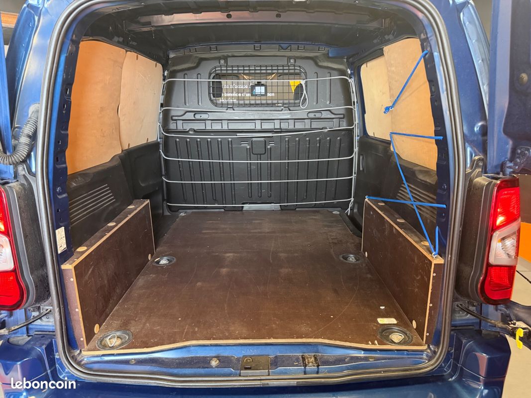 Peugeot partner vu fourgon 1.5 bluehdi 130 1000kg l1 m 10409 ht / attelage / caméra de recul (image 5)