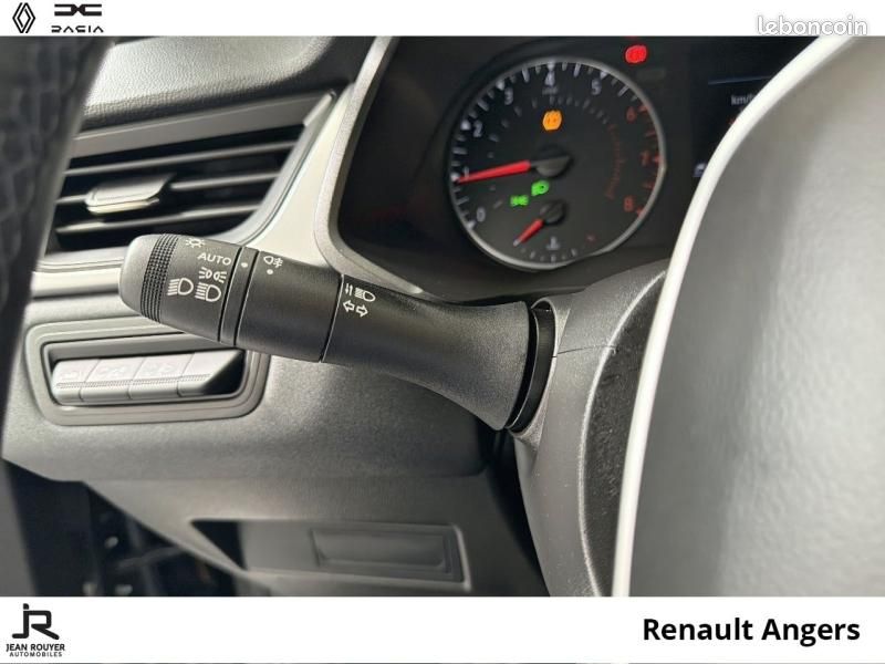 Renault Captur 1.0 TCe 90ch Evolution (image 22)