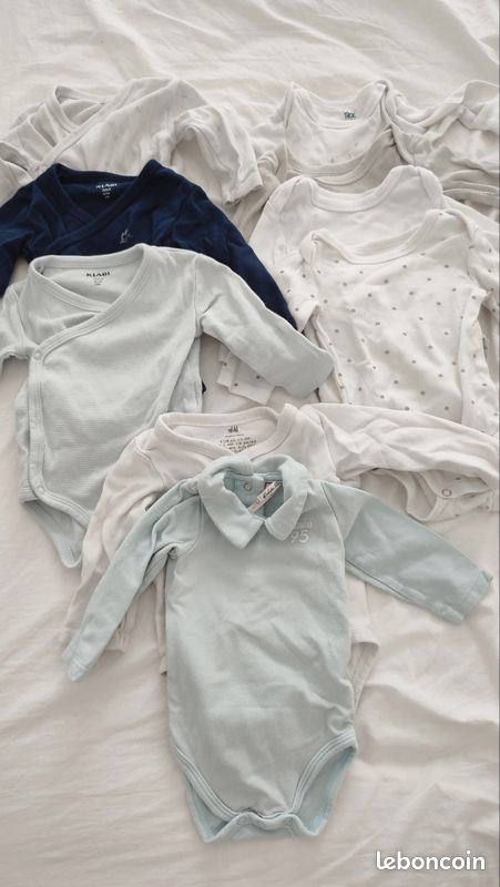 8 body manches longues 3 mois (image 1)