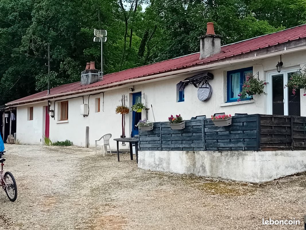 Appartement 3 pièces 40 m² · à Neuvy-sur-Loire · 40 m² · 390 €/mois