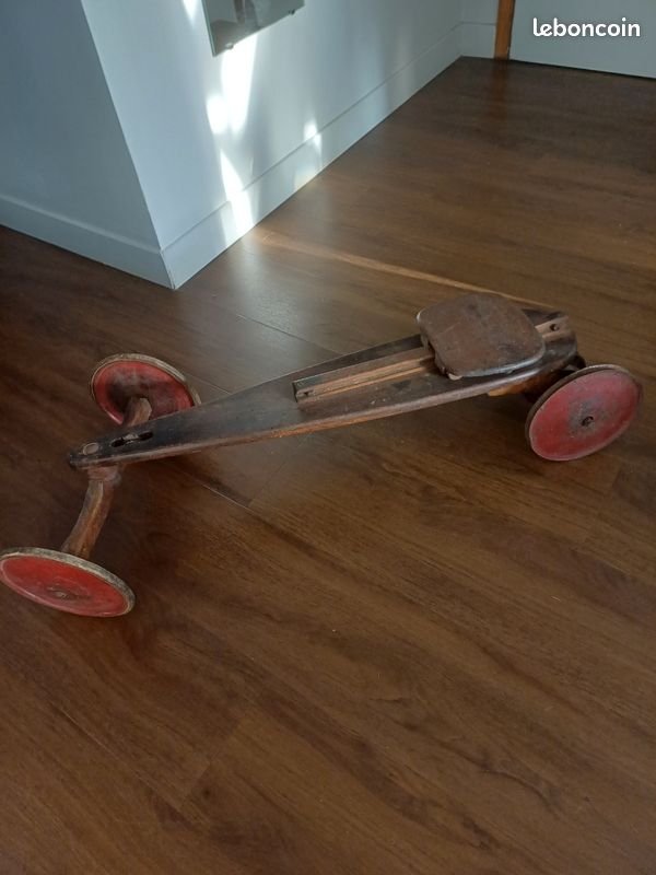 Ancien Jouet En Bois – Personnage Décoratif 40cm (années 70/80 ?)